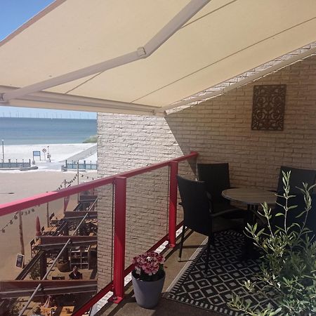 Appartement Ijsselmeer Makkum Strand Exterior photo