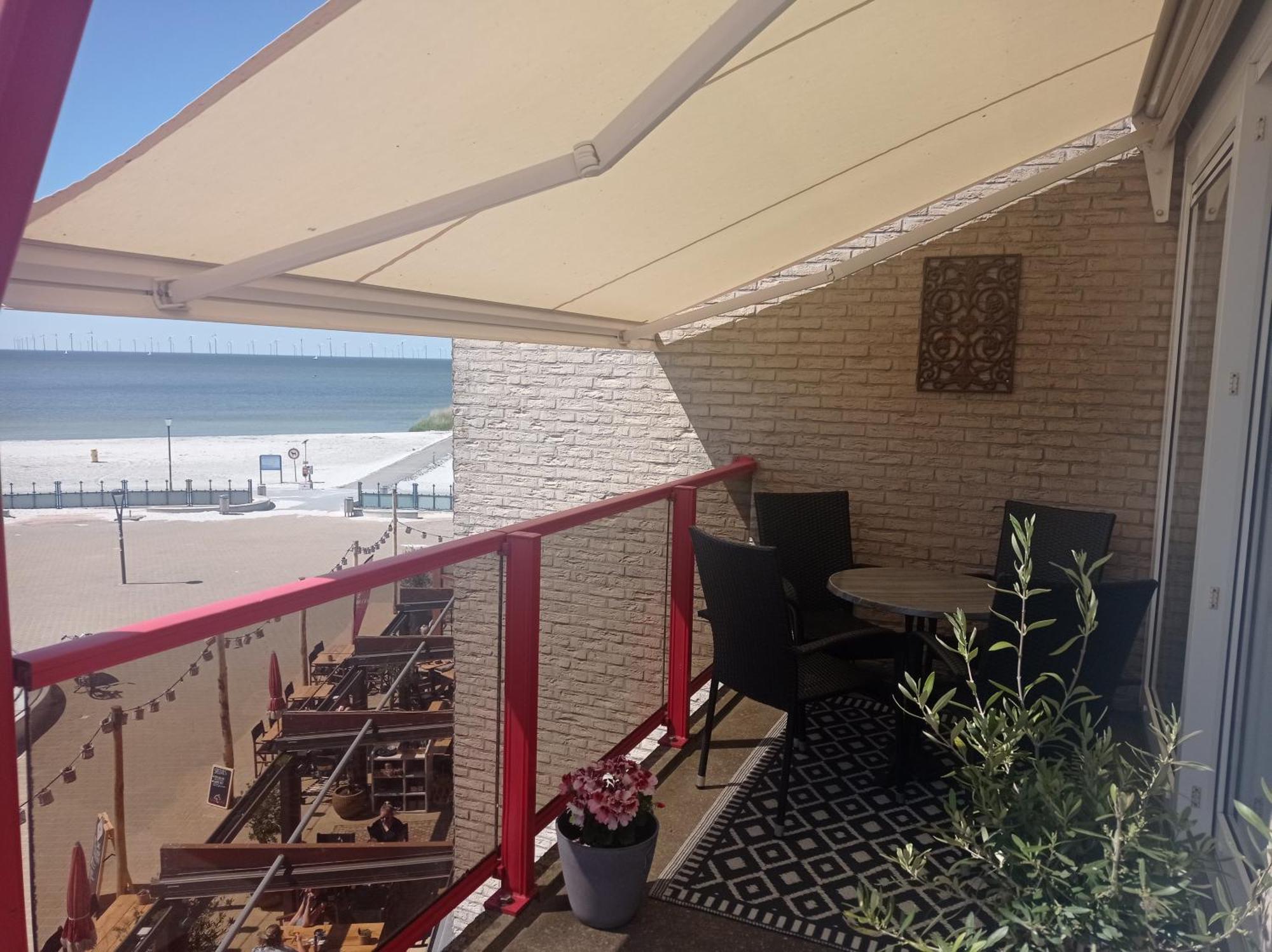 Appartement Ijsselmeer Makkum Strand Exterior photo